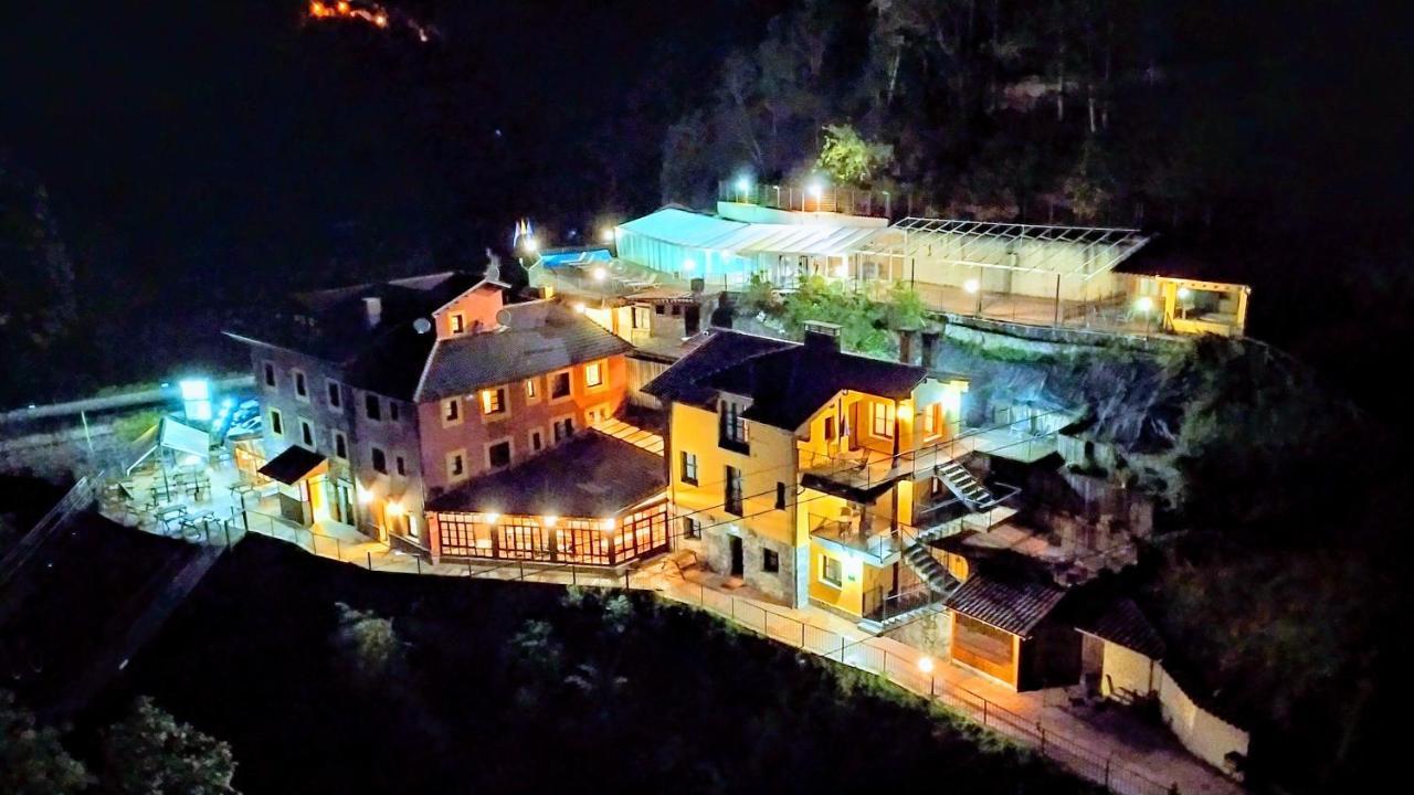 Hotel Puente Vidosa Амьева Экстерьер фото
